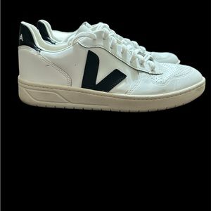VEJA White Leather Sneakers T2 Men's Size 10 US EUR  43